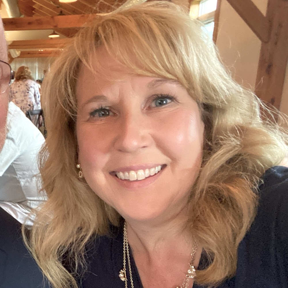 Meet your Posher, Christy